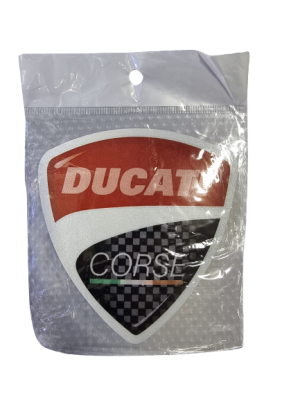 מדבקה בצורת טיפה הפוכה עם הכיתוב DUCATI למעלה צבע אדום, באמצע לבן ולמטה שחור עם הכיתוב CORSE