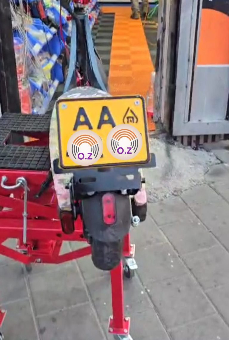לוחית רישוי לקורקינט